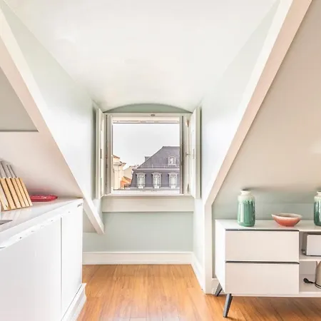 Plum Guide - Pen & Feather Apartamento Lisboa